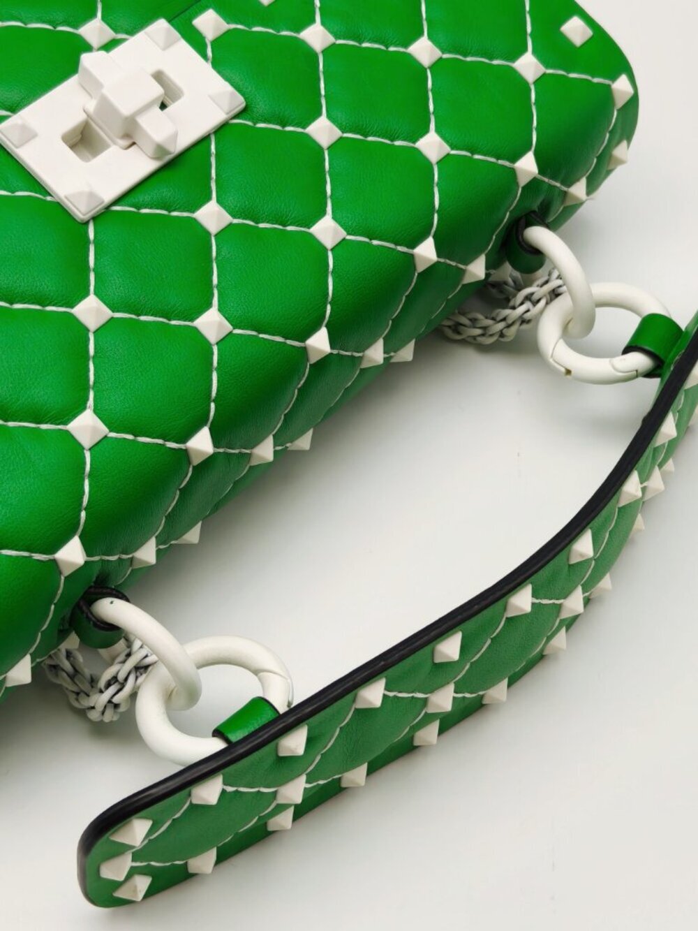 Valentino Garavani Green Roman Stud Shoulder Bag Leather Chain - Picture 11 of 15
